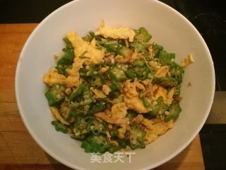 秋葵炒鸡蛋的做法