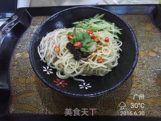 鸡丝凉面的做法
