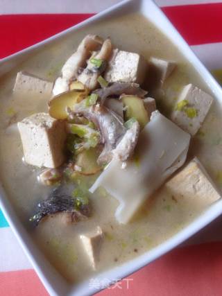 豆腐鲈鱼汤的做法