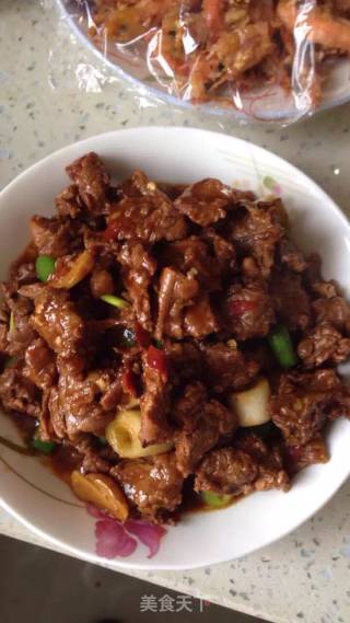 美味红烧牛肉的做法