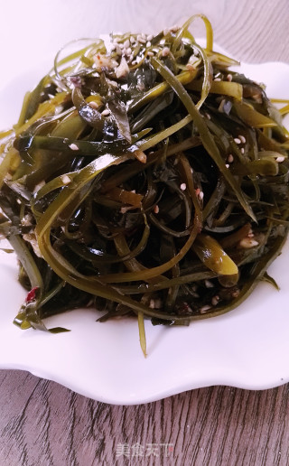 凉拌蒜泥海带的做法