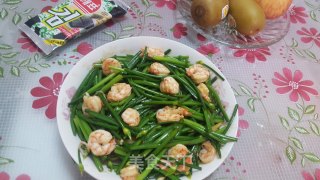 韭菜苔炒虾仁的做法