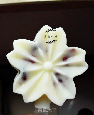 【青菜叶子】酸奶蔓越莓冰淇淋的做法