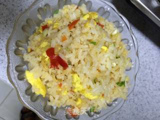9岁暖男的美味蛋炒饭的做法