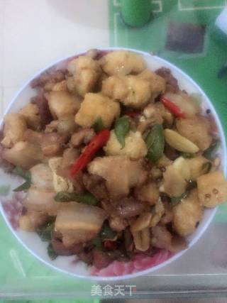 油豆腐炒五花肉的做法