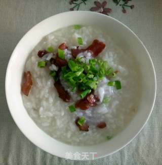 腊肉粥的做法