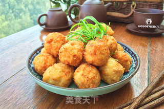 #越吃越FIT#外酥里嫩的豆腐猪肉丸子的做法