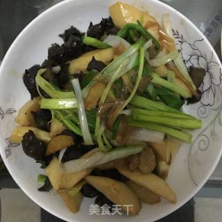 怀山药烩海参的做法