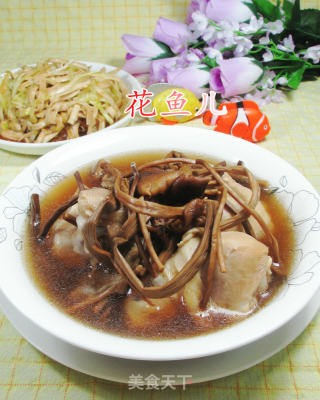 茶树菇鸡腿汤的做法