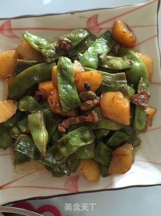 土豆炖豆角的做法