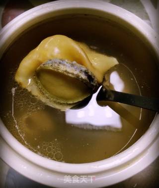 鲍鱼花胶煲排骨的做法