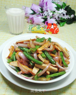 洋葱梅豆炒香干的做法