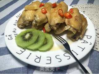 【食在Fastee】碰撞的美味：火辣辣啤酒奇异果鸡翅的做法
