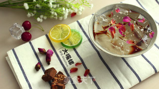 清爽红糖凉粉丨大嘴螺的做法