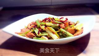 酱香西芹炒肉片的做法