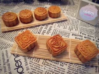 广式·蛋黄豆沙月饼的做法