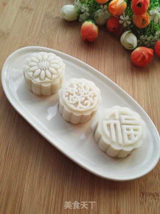 冰皮白豆沙月饼