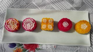 炫彩冰皮月饼的做法
