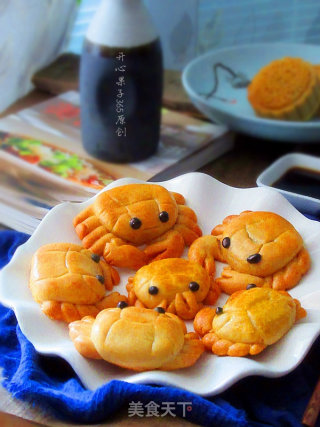 螃蟹趣味广式月饼的做法