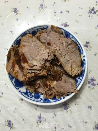 卤牛肉的做法