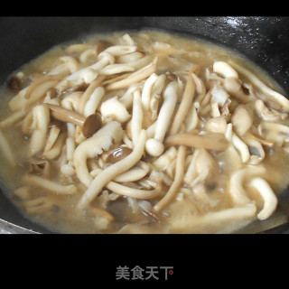 杂菇肉片煲的做法