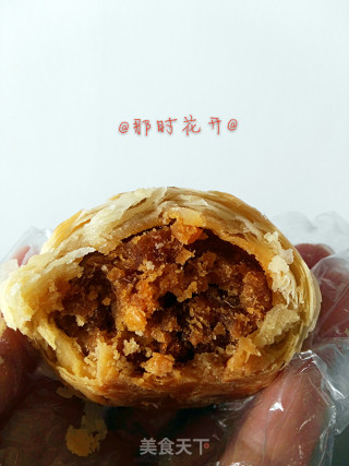 肉松蛋黄酥的做法