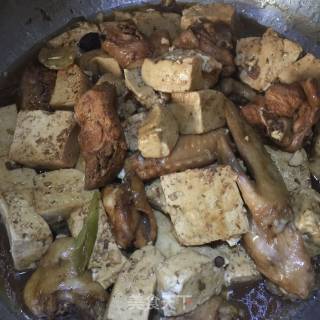 鸡翅炖豆腐的做法