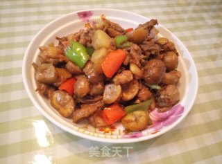 板栗焖鸡的做法