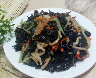 木耳炒肉丝的做法