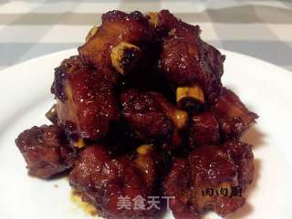 手把手教您如何做出一份香嫩诱人的红烧排骨#肉肉厨的做法