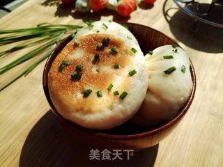 韭菜鸡蛋水煎包的做法