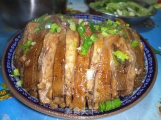 芋头扣肉的做法