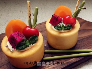 如何做一份美美好吃的下午茶甜品之水果蛋糕杯#肉肉厨的做法
