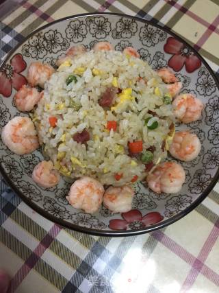 特色虾仁蛋炒饭