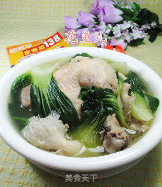 平菇青菜鸡腿汤的做法