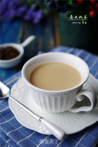 【美味奶茶在家也能DIY】港式奶茶的做法