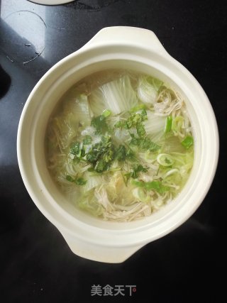 砂锅白菜金针菇粉丝的做法