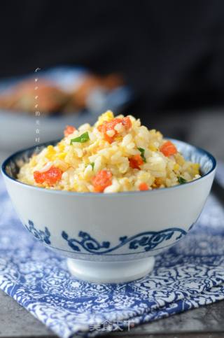 蟹黄炒饭的做法