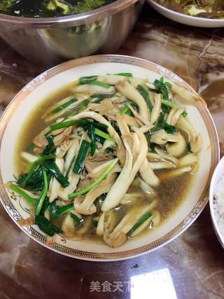 蘑菇小炒肉的做法