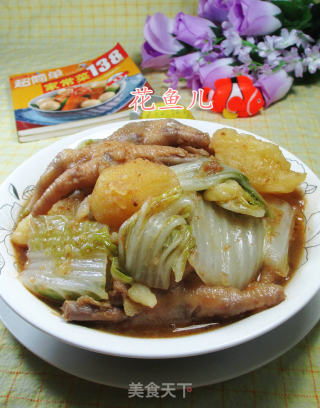 鸡爪白菜焖土豆的做法