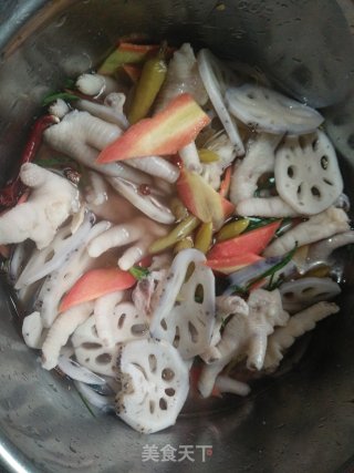泡椒鸡爪的做法