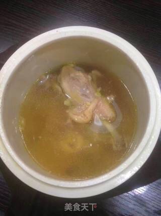 花胶炖鸡的做法