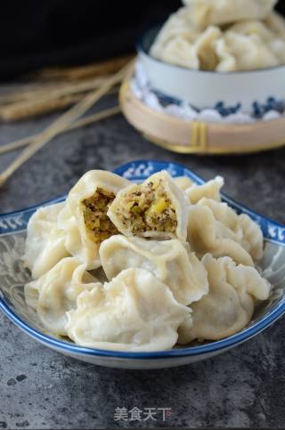 萝卜木耳饺子的做法