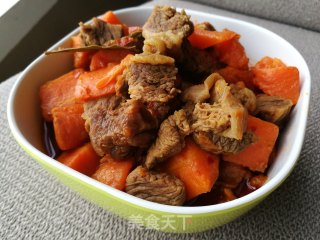 胡萝卜烧牛肉的做法
