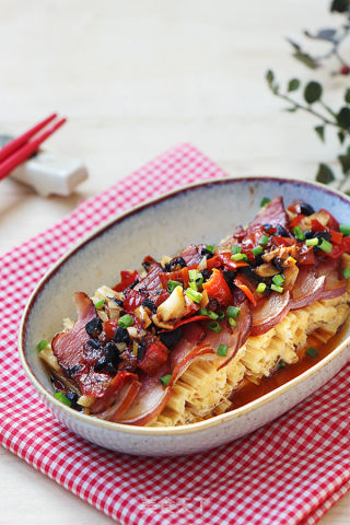 腊肉蒸腐竹的做法