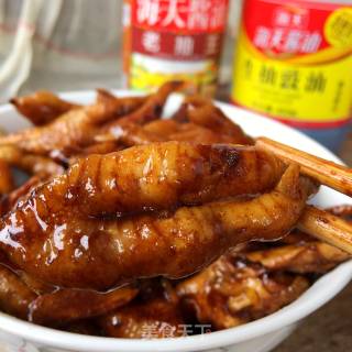 超简便电饭煲卤鸡爪的做法