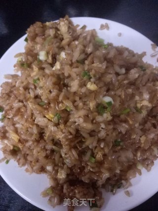 酱油蛋炒饭