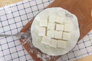 快手甜品牛奶小方的做法