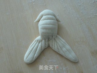 小金鱼馒头的做法步骤：2