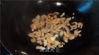 虾米炒莴笋的做法步骤：2